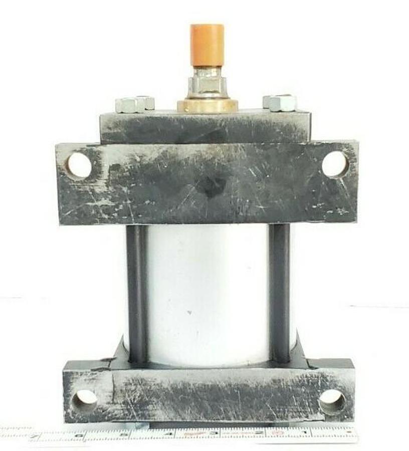 Used CUNNINGHAM MODEL AA PNEUMATIC CYLINDER 4" BORE, 2" STROKE, 250PSI, 4AANS2N211250
