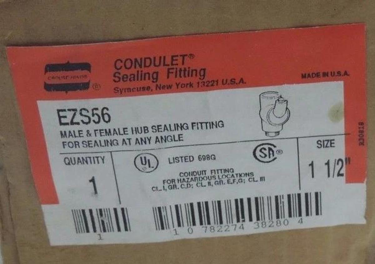 NIB CROUSE HINDS EZS56 CONDULET MALE & FEMALE HUB SEALING FITTING 1-1/2"