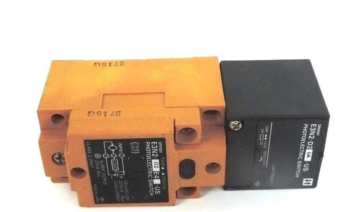 Used OMRON E3N2-D2-E4-US PHOTOELECTRIC SWITCH 10 TO 30 VDC, 200MA