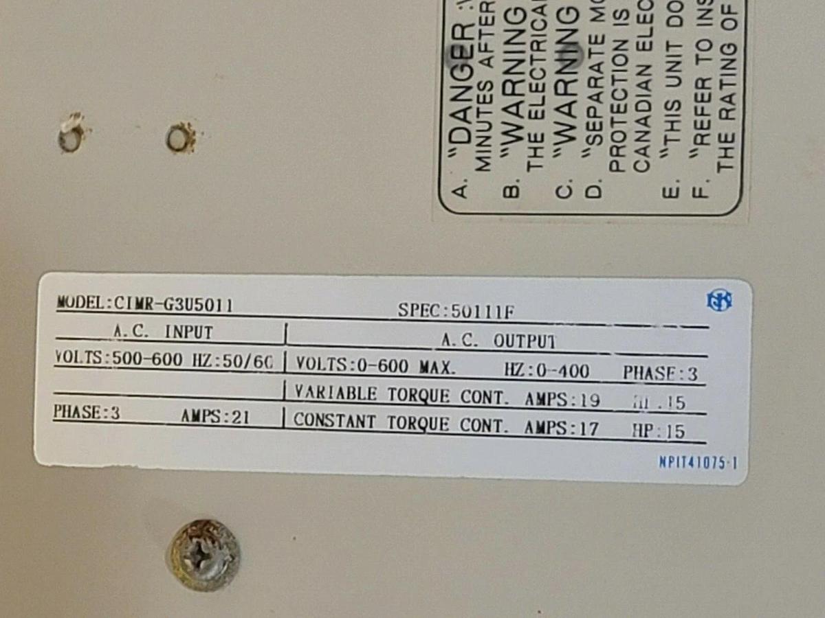 Used OMRON CIMR-G3U5011 SYSDRIVE 3G3IV INVERTER 3-PHASE AMPS: 21 W/ JVOP-100
