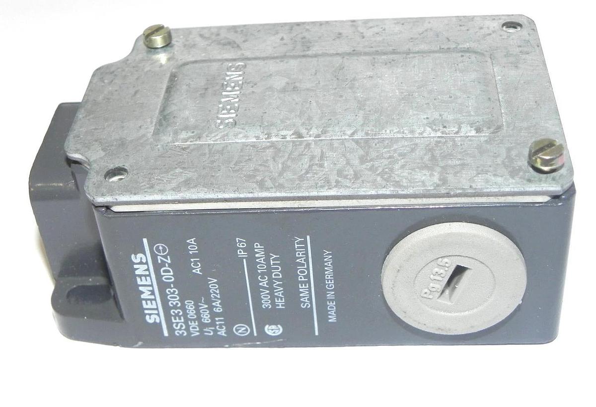 Used SIEMENS 3SE3 303-0D-Z LIMIT POSITION SWITCH 3SE33030DZ