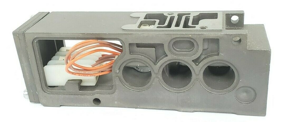 Used NEW NUMATICS HH-2 MANIFOLD HH2 (NO HARDWARE)