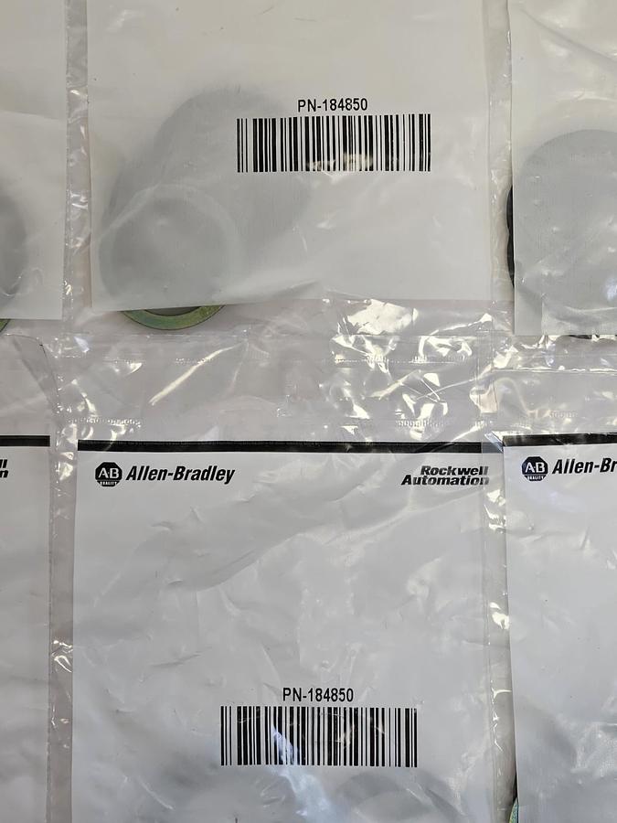 LOT OF 6 NEW ALLEN BRADLEY PN-184850 PUSHBUTTON O-RING KITS 184850