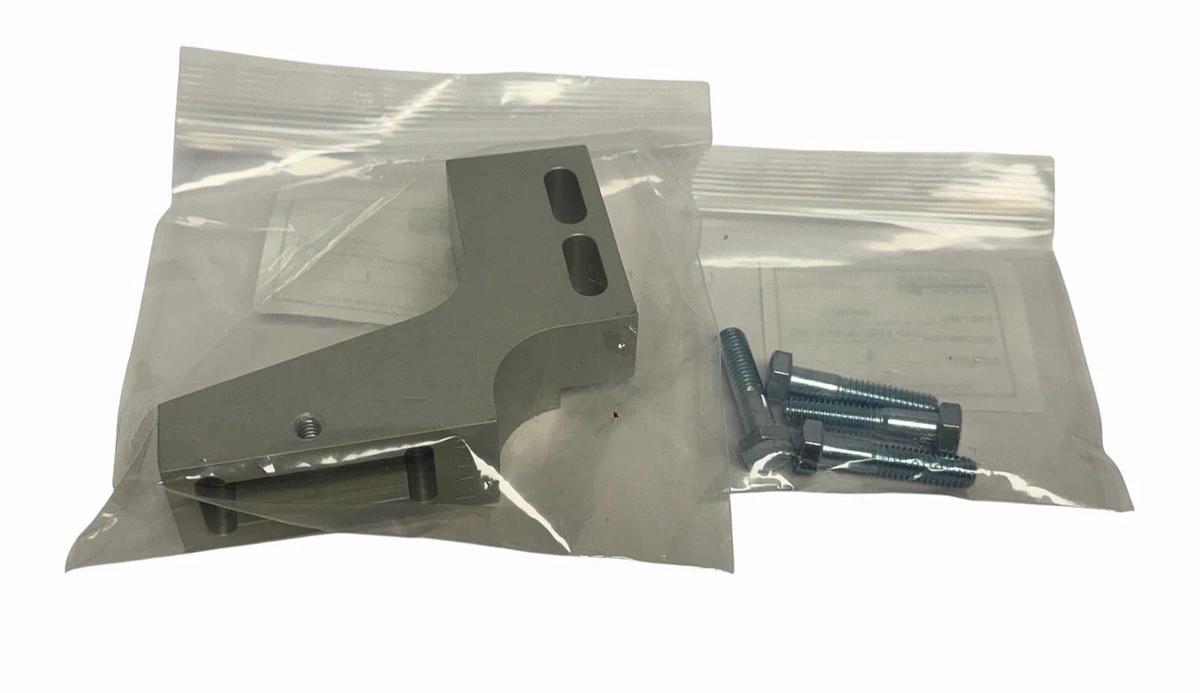 Used NEW TOMAHAWK 012620-B BRACKET-CAM BLOCK R.H. W/ 900192 CAP SCREWS 5/16'' STL