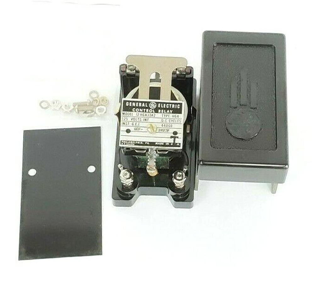 Used NEW GENERAL ELECTRIC 12-HGA33A2 AUXILIARY CONTROL RELAY 125V HGA-33A2 12HGA33A2