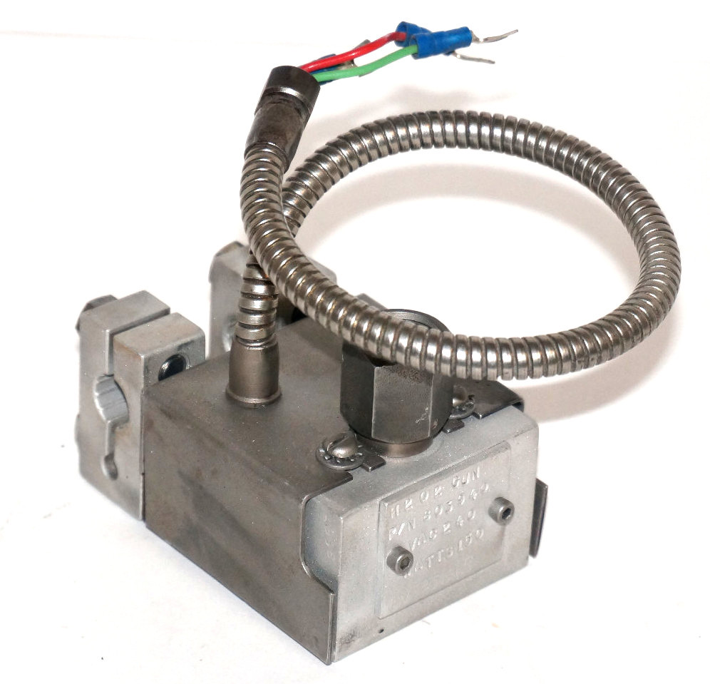 Used NORDSON 803940 APPLICATOR MODEL: H202 240VAC 150W