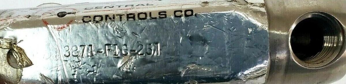 Used WALLACE & TIERNAN CENTRAL CONTROLS NPXB-140 FLOW METER, 0-8GPH H2O, 3871-FIC-251