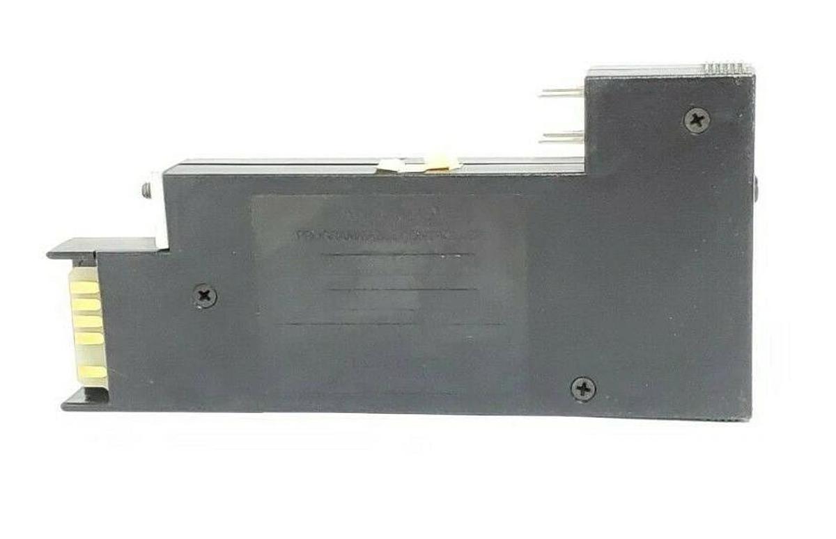 Used RELIANCE 802812-12R AUTOMATE PROGRAMMABLE CONTROLLER OUTPUT MODULE 45C60