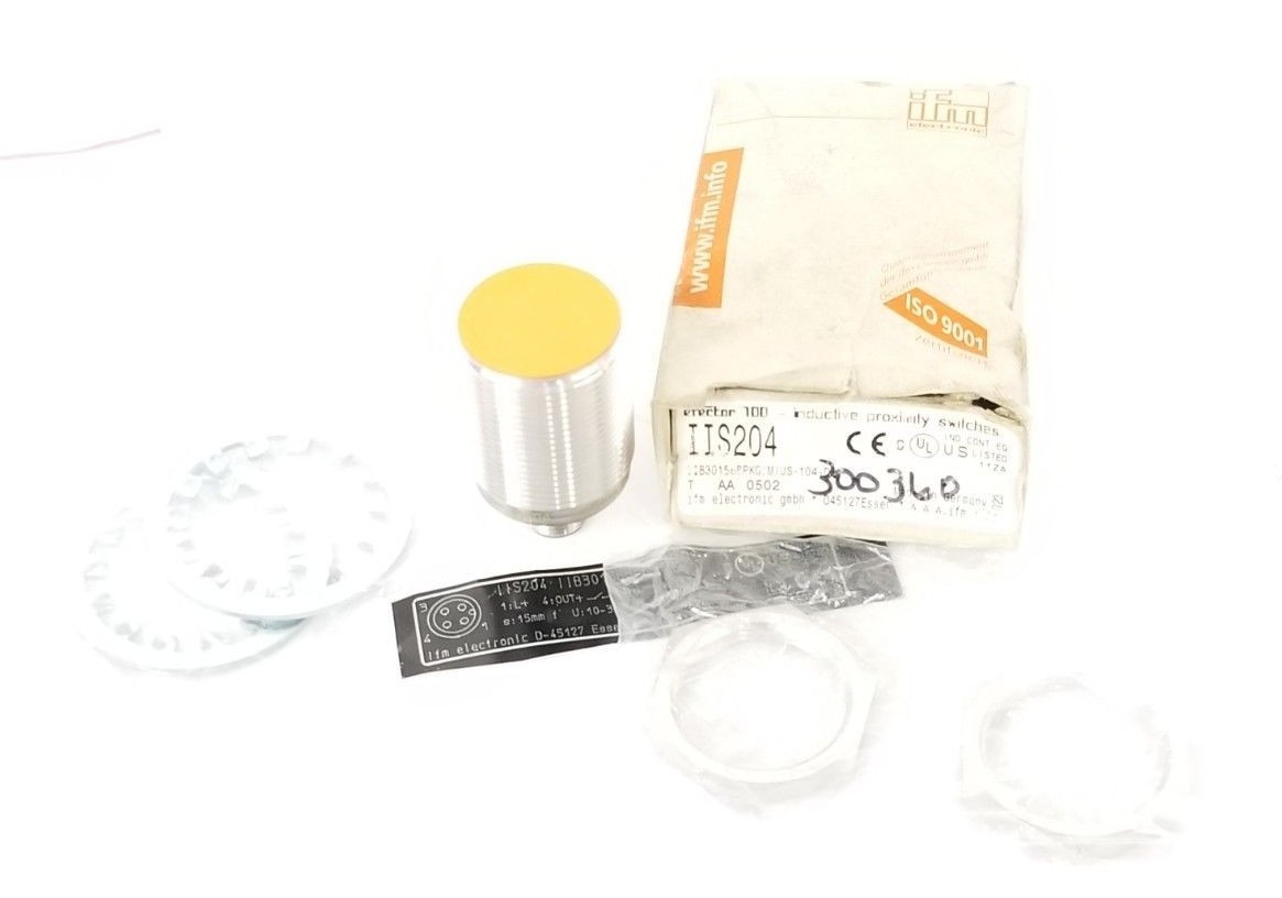 Used NIB IFM EFECTOR IIB3015BBPKG/M/US-104-DPS INDUCTIVE PROXIMITY SENSOR IIS204