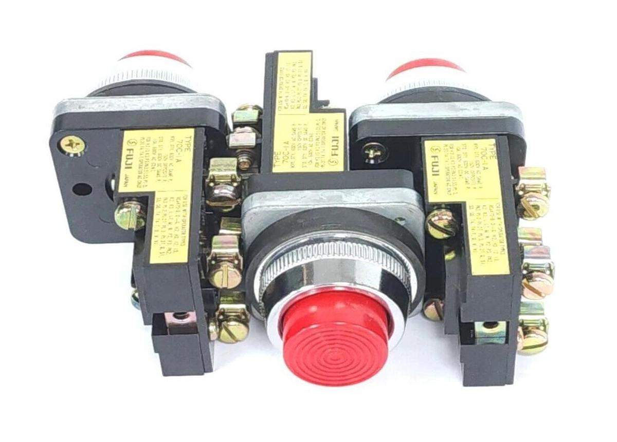 Used LOT OF 3 FUJI ELECTRIC 70C-IA / 70CIA RED PUSH BUTTON CONTACT BLOCKS 600V