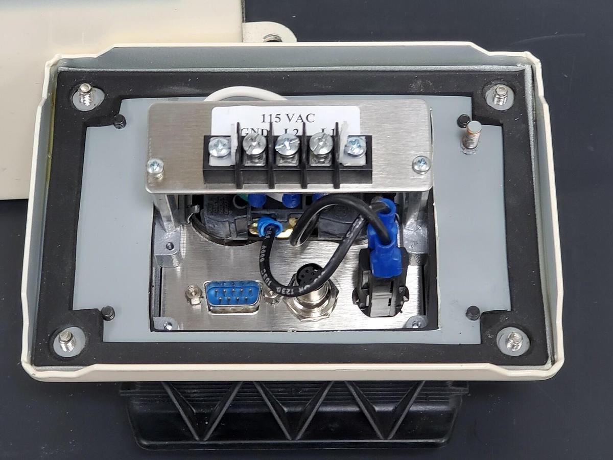 Used HOFFMAN / MENCOM CORP. A-6044SC ENCLOSURE W/ NEMA TYPE 4 109-REC PROGRAM PORT