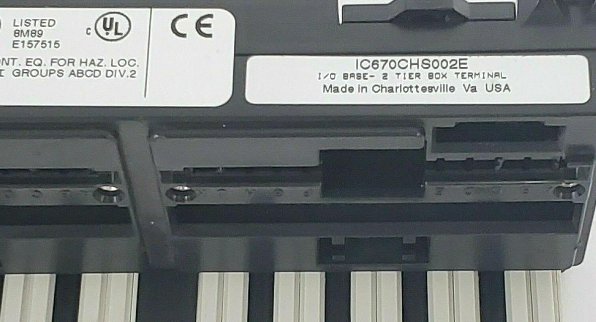 Used LOT OF 2 GE FANUC IC670CHS002E I/O BASE 2 TIER BOX TERMINALS IC670CHS002