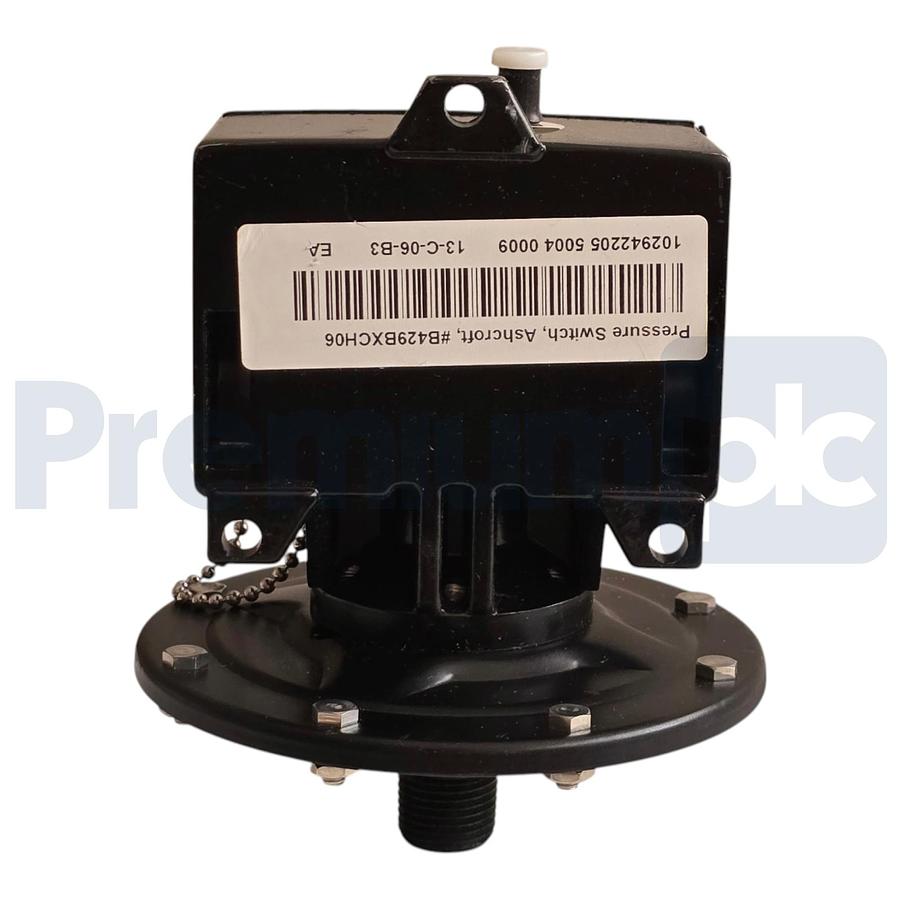 Used Ashcroft B429B XCH06 B-Series Pressure Switch 30"H2O 15A 125/250VAC B429BXCH-06