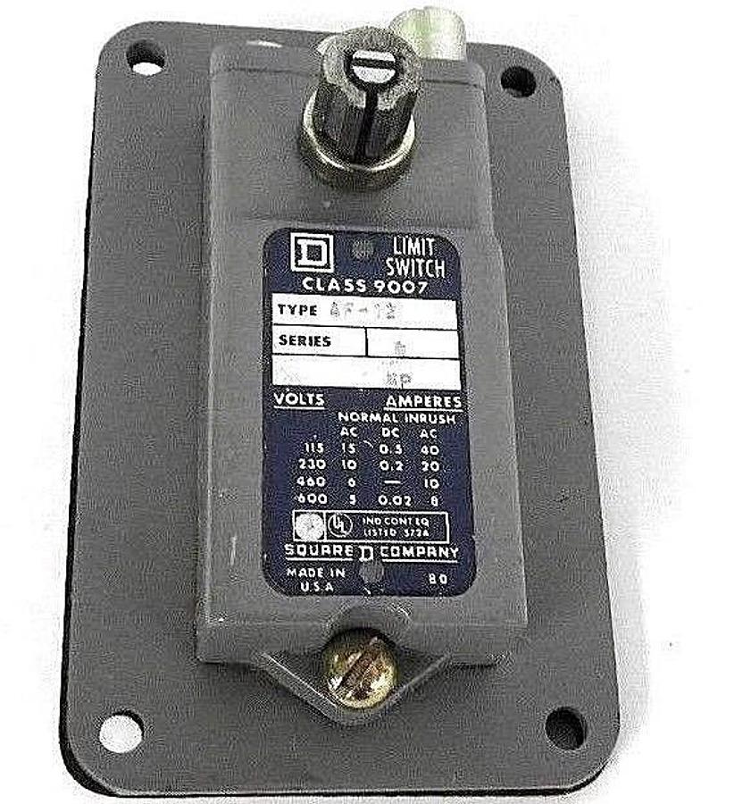 Used NEW SQUARE D 9007-AF-12 LIMIT SWITCH 9007AF12, SER. D