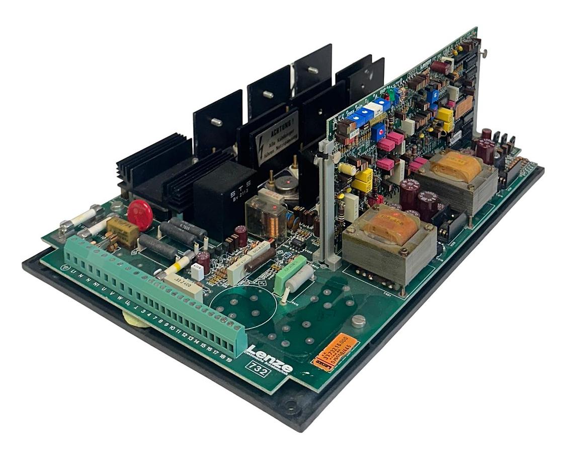 Used LENZE MODEL 732 / 0/8059/445 / 33.732.16.000 AC DRIVE 7031 CONTROL BOARD NSNP