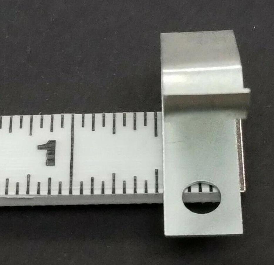 LOT OF 24 NEW GENERIC 69-2649 METAL CLIPS 692649