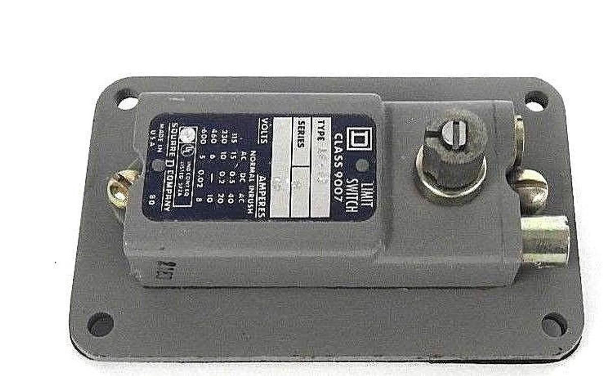 Used NEW SQUARE D 9007-AF-12 LIMIT SWITCH 9007AF12, SER. D