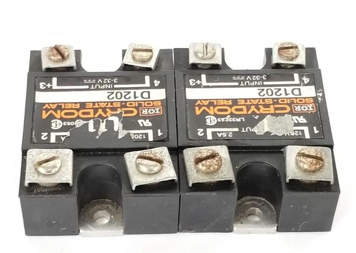 Used LOT OF 2 CRYDOM D1202 SOLID STATE RELAYAS 120V, 2.5A