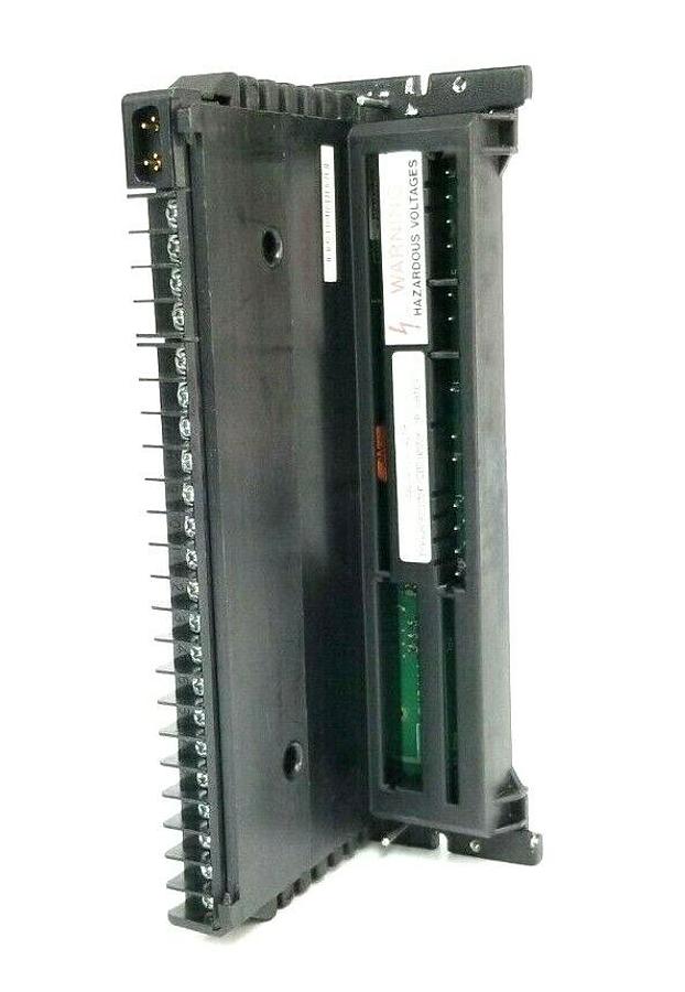 Used GE FANUC IC660TSD100K GENIUS LOW LEAKAGE TERM. ASM. IC660TSD100