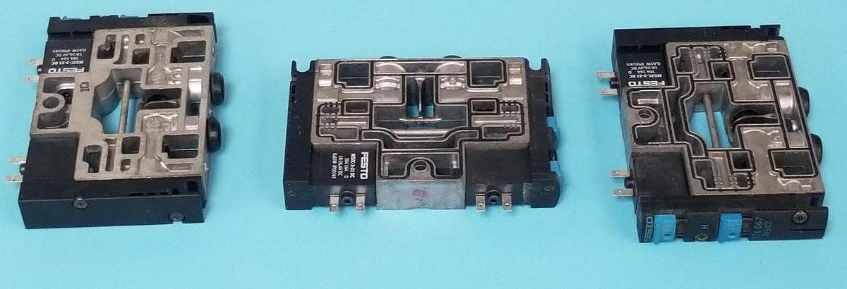 Used LOT OF 3 FESTO ELECTRIC 176-067 SOLENOID VALVES N502 , 384-164 18-26, 4VDC