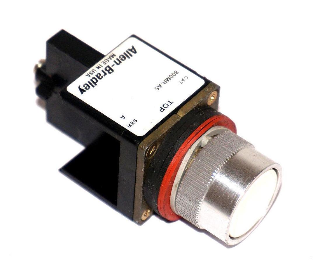 Used ALLEN BRADLEY 800MR-A5 OPERATOR PUSHBUTTON WHITE SER. A 800MRA5