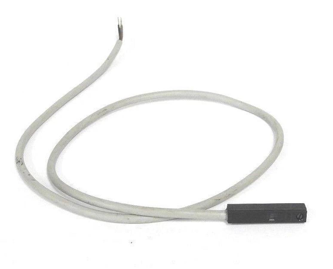 NEW SMC D-Y7P INLINE SOLID PNP DIRECT DY7P