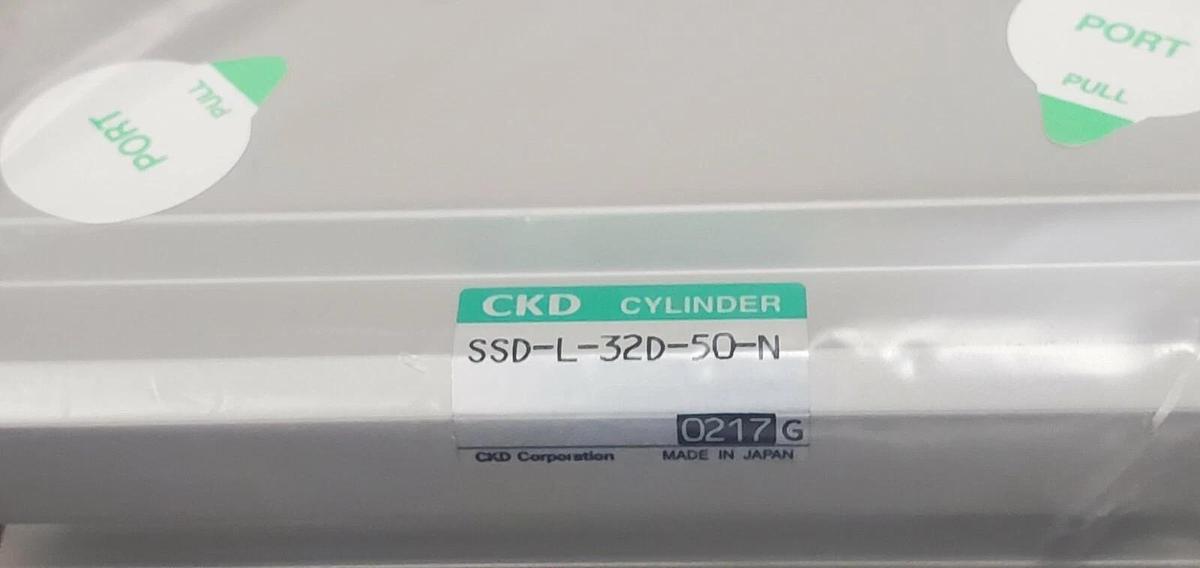 Used NEW CKD SSD-L-32D-50-N COMPACT CYLINDER SSDL32D50N W/ T2YV REED SWITCHES