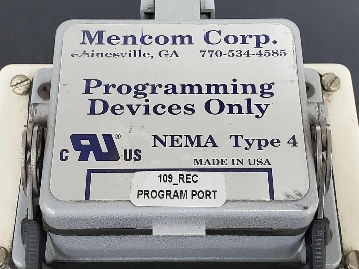 Used HOFFMAN / MENCOM CORP. A-6044SC ENCLOSURE W/ NEMA TYPE 4 109-REC PROGRAM PORT