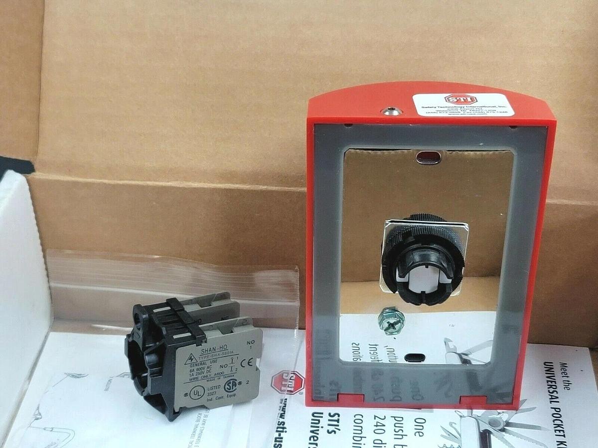 Used NIB STI SS-2003 STOPER STATION KEY-TO-ACTIVE SWITCH RED SS2003