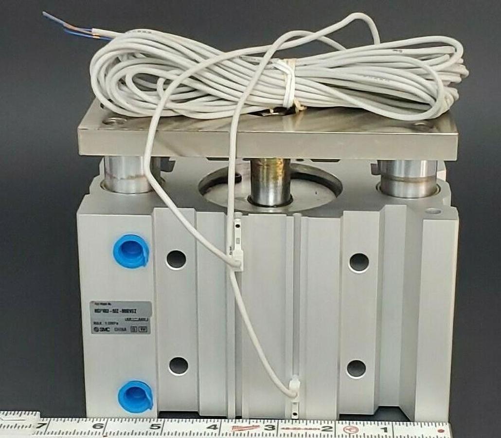 Used NEW SMC MGPM63-50Z-M9BWVZ MGP-Z SERIES CYLINDER MGPM6350ZM9BWVZ MAX. 1.0MPa