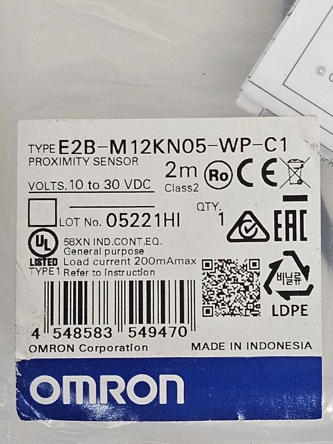 Used NEW OMRON E2B-M12KN05-WP-C1 PROXIMITY SENSOR E2BM12KN05WPC1 2M