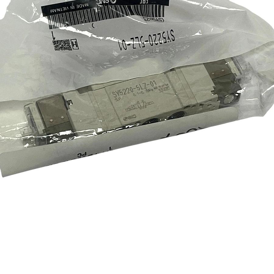 Used SMC SY5220-5LZ-01 Solenoid Valve 24VDC 5-Port 2-Pos Double Valve New Sealed