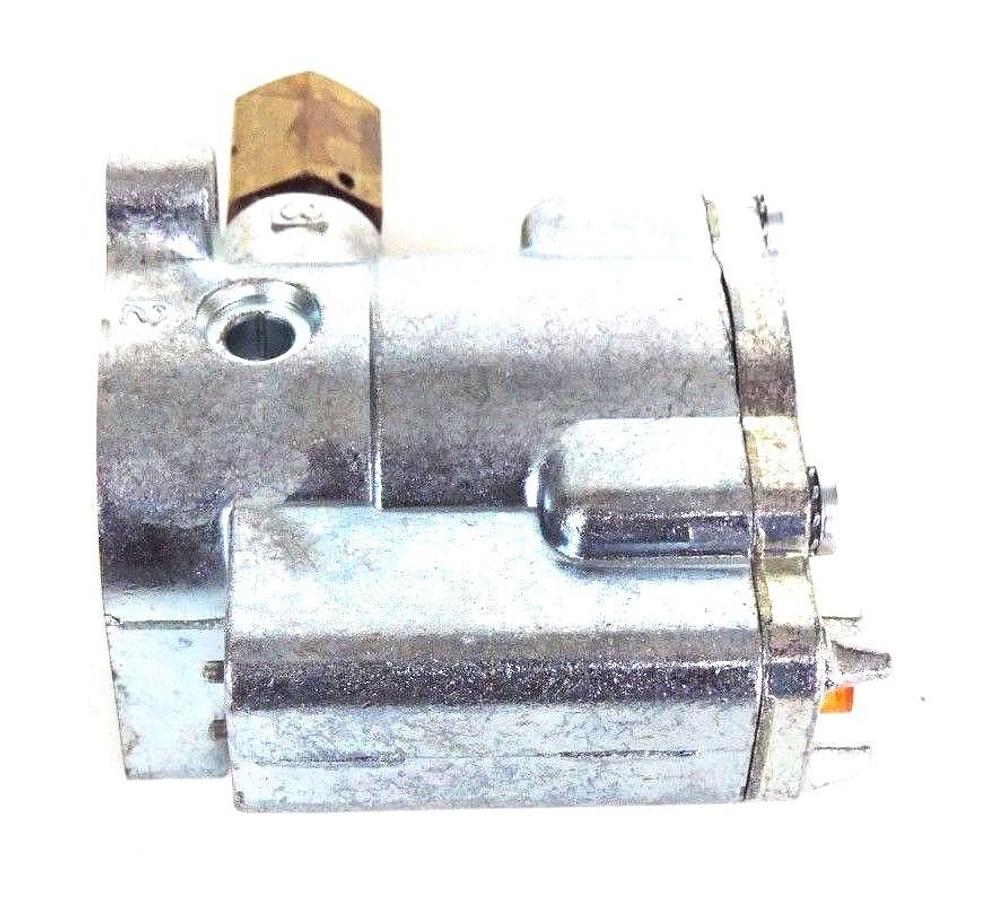 Used NIB PARKER K175808053 3NC X SOL NLOR LT 0-150 120V, 60HZ