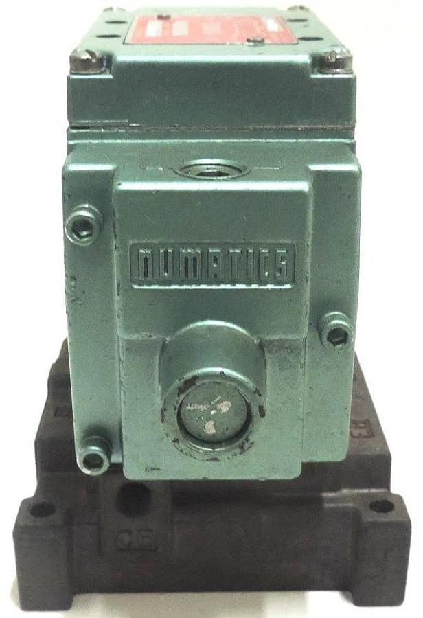 Used NUMATICS REPLACEMENT: 33JDR5000 SOLENOID VALVE AND MANIFOLD MODEL: 32JDR5410