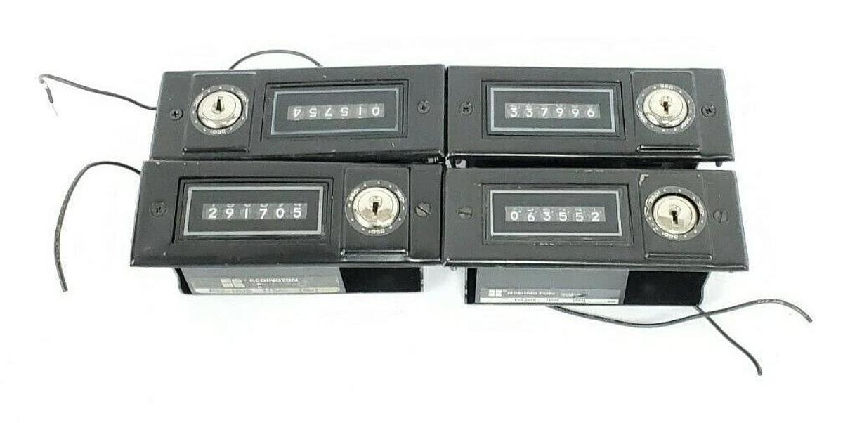 Used LOT OF 4 REDINGTON P32-1026 115VAC 8W ELECTRONIC COUNTERS PANEL MOUNT 6 FIGURE
