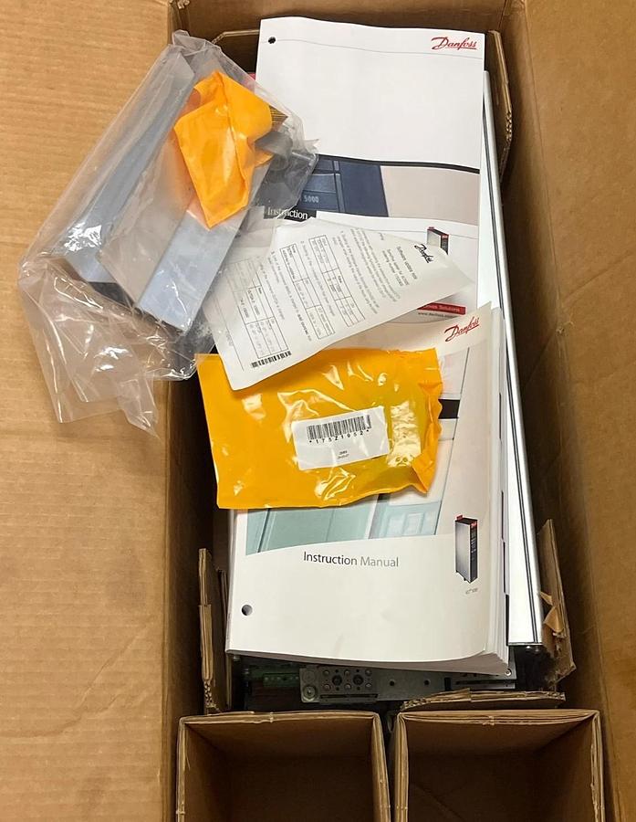 Danfoss 178F6657 VLT 5000 AC Drive 20HP/15kW VLT5022PT5C20STR0DLF00A10C0 NSMP