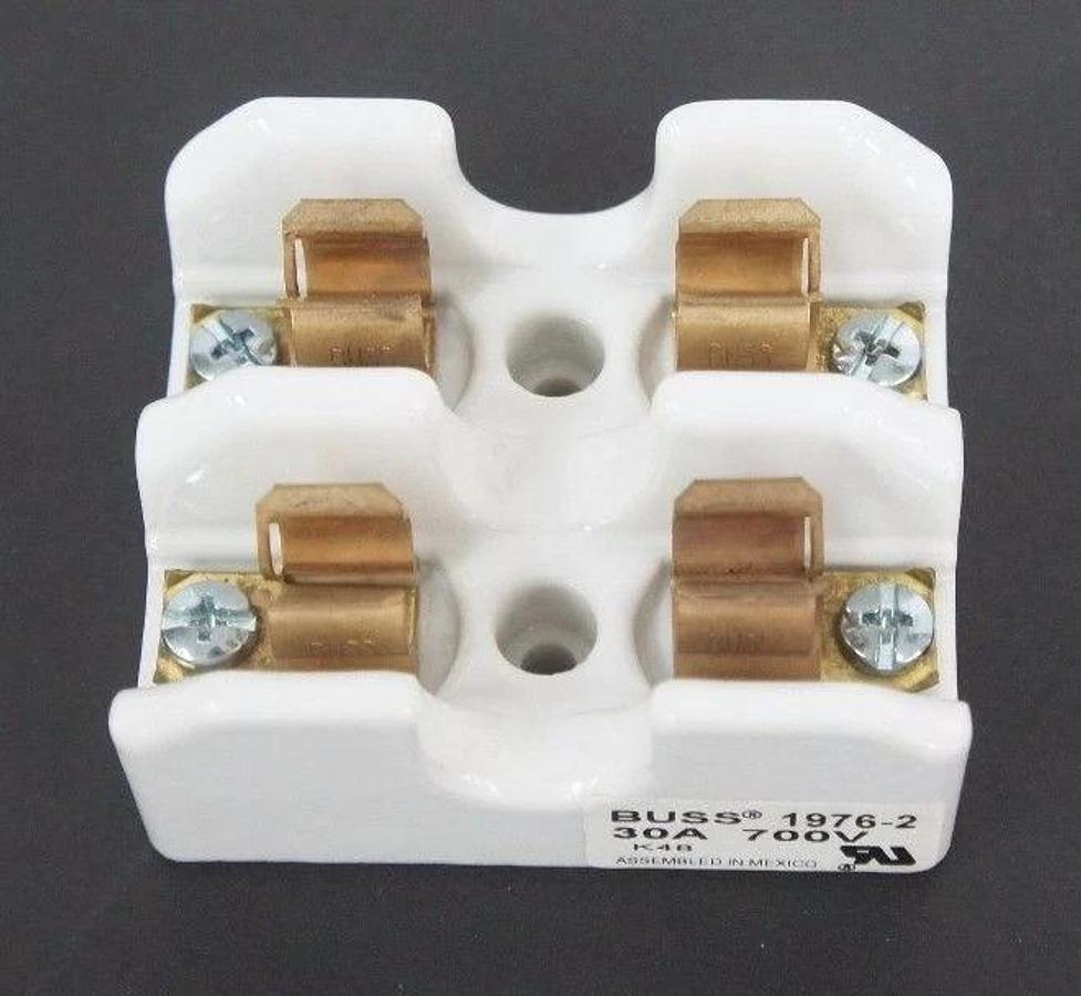 LOT OF 2 NEW BUSS 1976-2 CERAMIC FUSE HOLDERS 30A, 700V, 19762