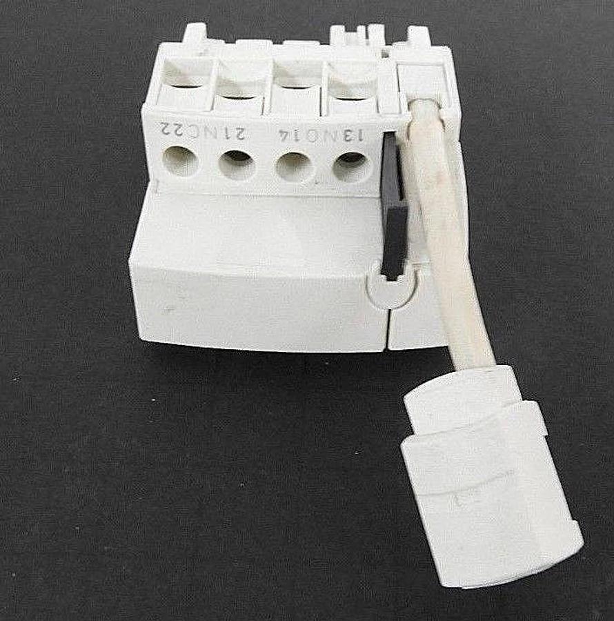 Used SCHNEIDER ELECTRIC LU9BN11C PRE-WIRED CONTROL MODULE - LUB/LUS