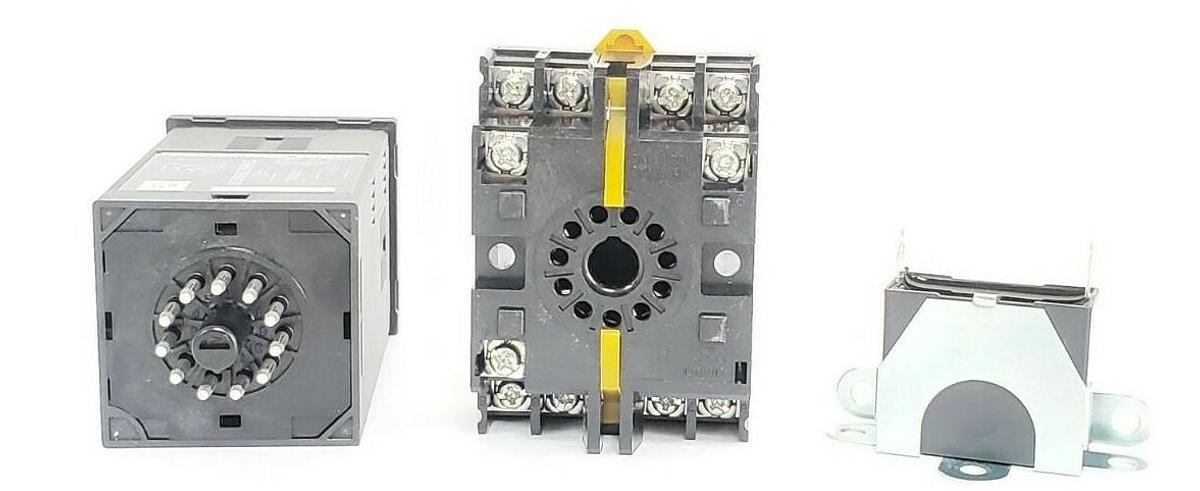 Used NEW ORIENTAL MOTOR DSP502M SPEED CONTROLLER 200V, 50/60HZ W/ P2CF-11 & SH-Z