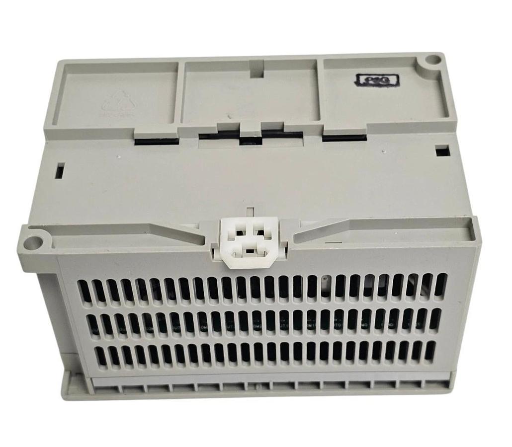 Used ALLEN BRADLEY 1761-L16BWA SER. E FRN: 1.0 MICROLOGIX 1000 CONTROLLER 1761L16BWA