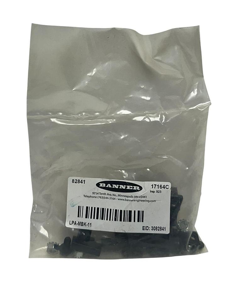 Used 4 BANNER EZ-SCREEN BRACKET KITS 82842 / 82841 / LPA-MBK-12 / LPA-MBK-11 OEM NSFS