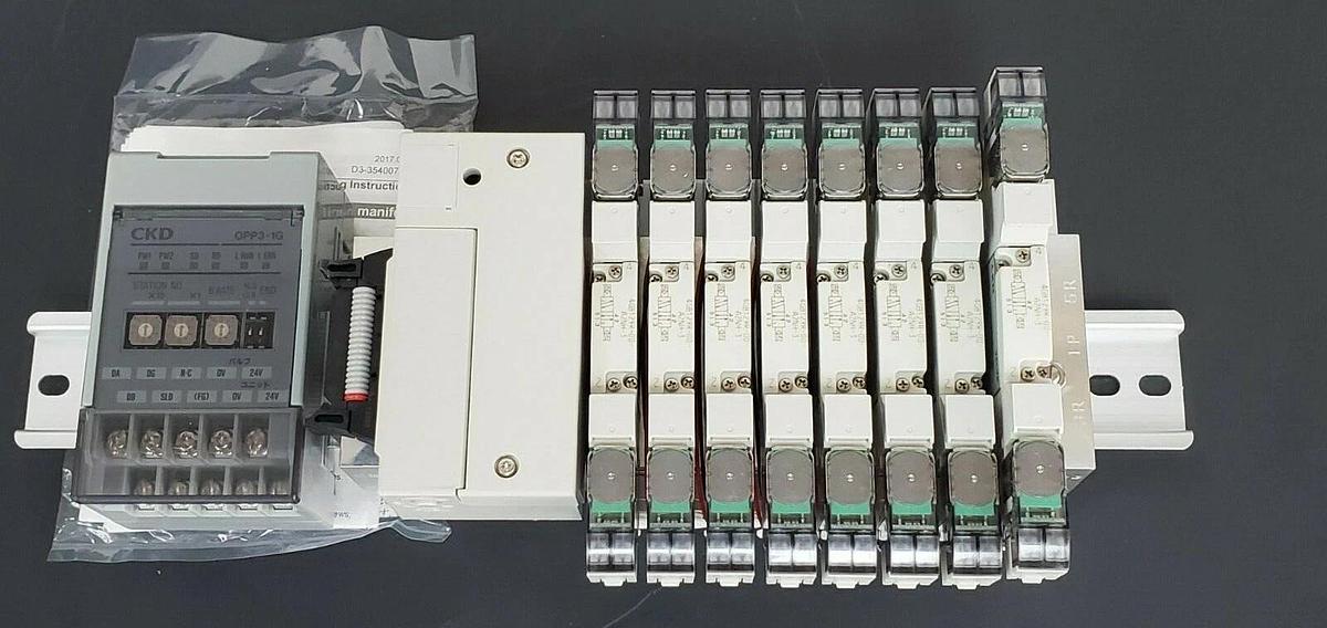 Used NIB CKD M4GB120R-C6-T6G1WHZ1D-8-3 VALVE MANIFOLD ASSEMBLY OPP3-1G DC24V
