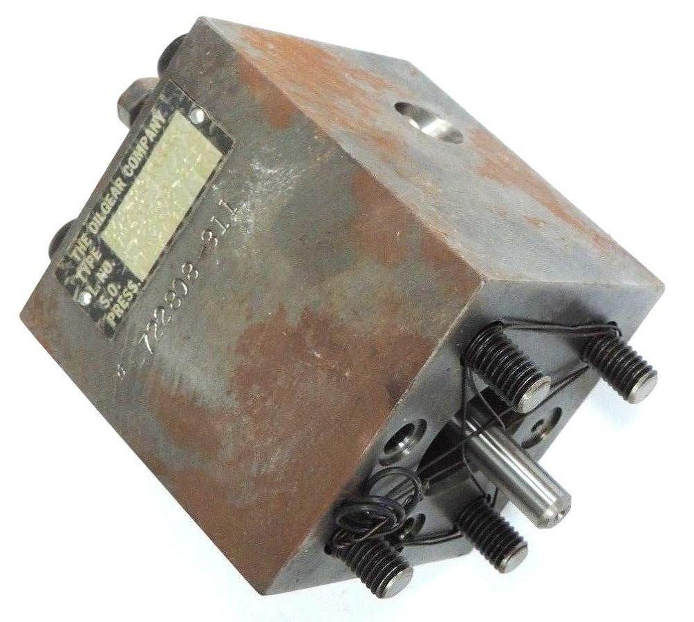 Used NEW OILGEAR COMPANY D08-23NNNN-VU-A1 CYLINDER BLOCK, L NO. L72280-311