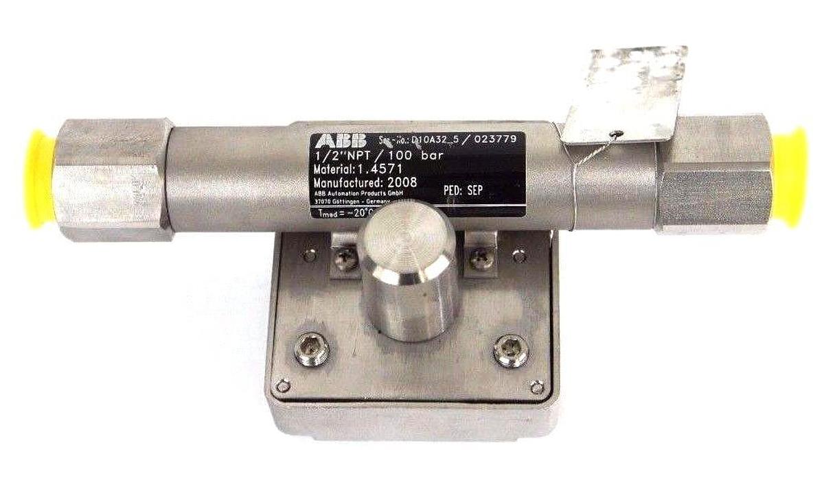 Used NEW ABB D10A32-5 FLOWMETER 1/2" NPT ORDER NO. 240144761/X019 D10A325