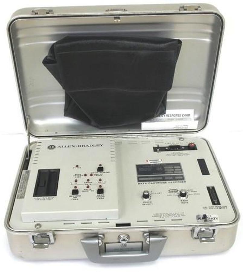 Used ALLEN BRADLEY 1770-SB DATA CARTRIDGE RECORDER 230-0000-02 115V 50/60HZ 1770SB