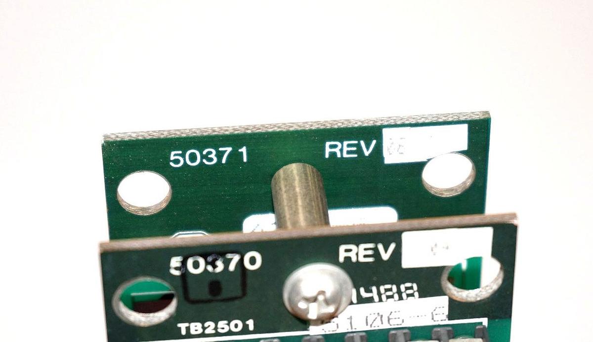 Used ALLEN BRADLEY 1334-MOD-C2 FREQUENCY OUTPUT BOARD 1334MODC2, 50370, 50371