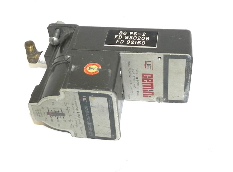 Used UNITED ELECTRIC TYPE H60 MODEL 9883, INCLUDES AIR PRESSURE SWITCH H60 MODEL 9885