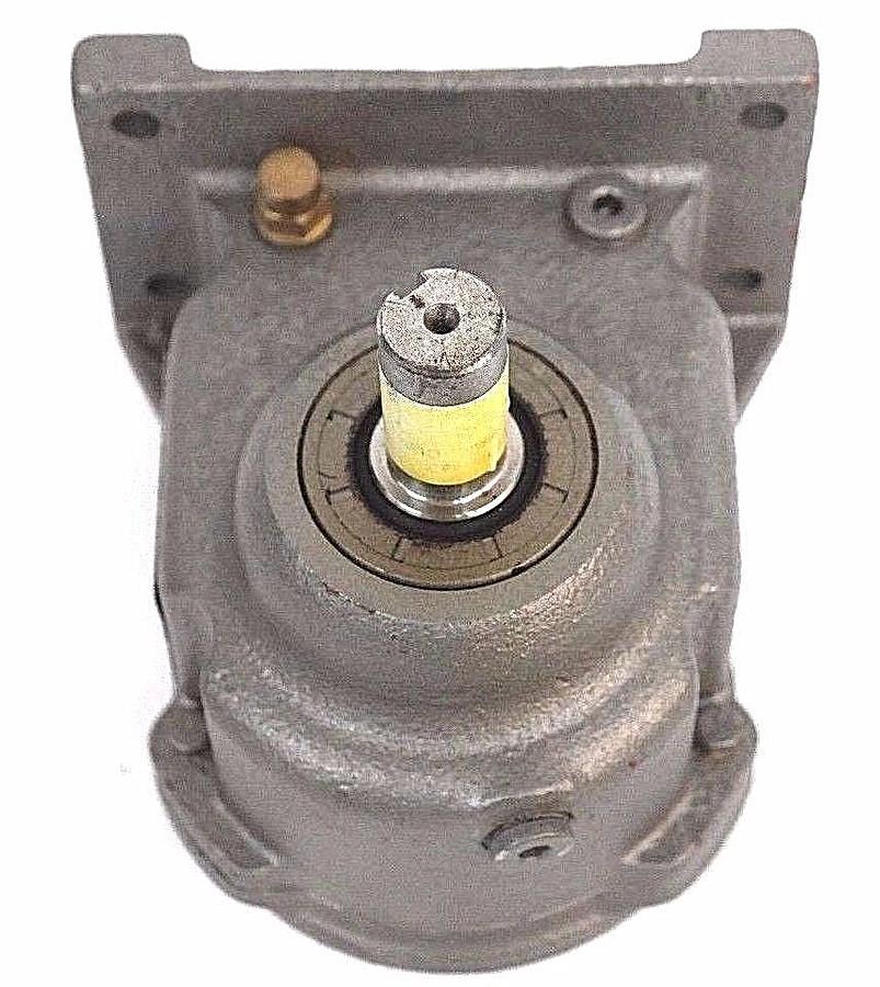Used NEW NORD GEAR CORP. SK05N F GEAR BOX MTG.POSV6 MAX TORQ 0000 IN.LB SK05NF