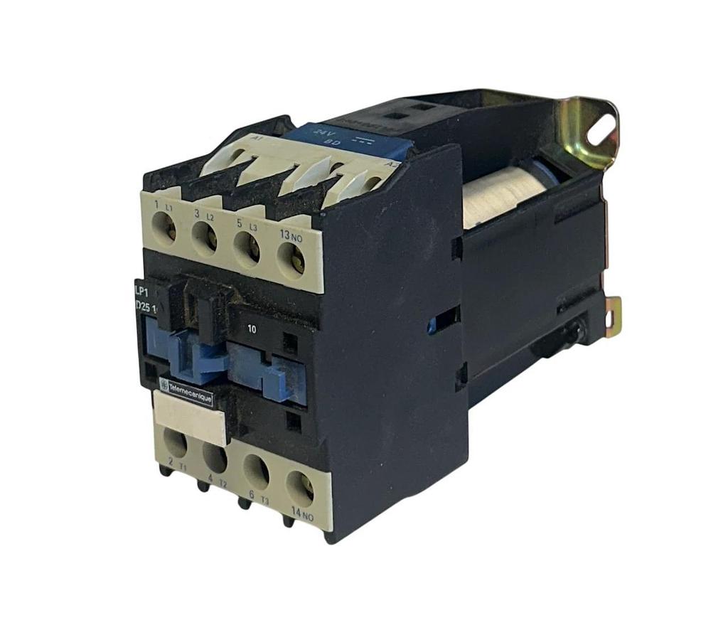Used TELEMECANIQUE LP1D2510BD CONTACTOR 3-POLE 25A 24VDC COIL LP1 USNP