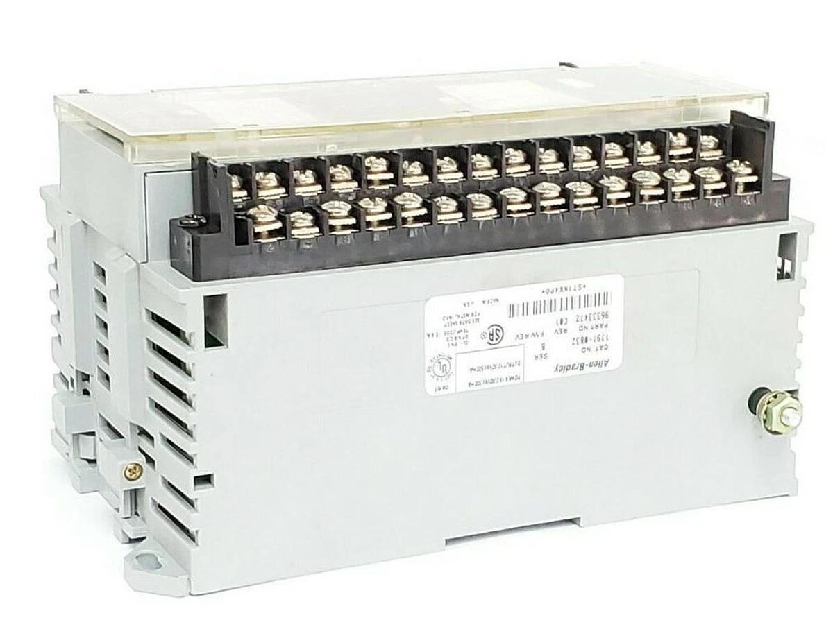 Used ALLEN BRADLEY 1791-0B32 I/O BLOCK 24VDC SER. B, P/N: 96333472 REV. C01